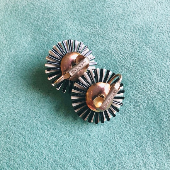 Vintage MARVELLA earrings - Picture 4 of 8